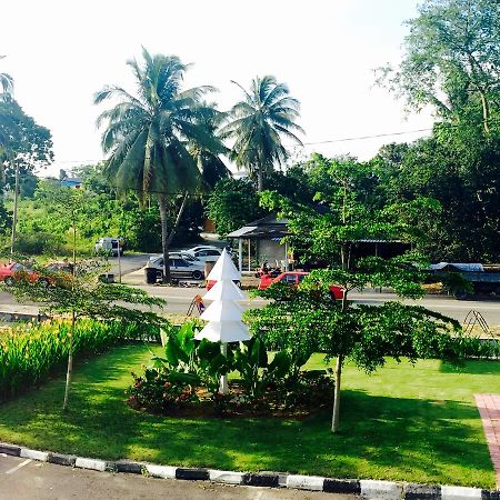 Semerah Garden Hotel Pontian Kecil Exterior foto
